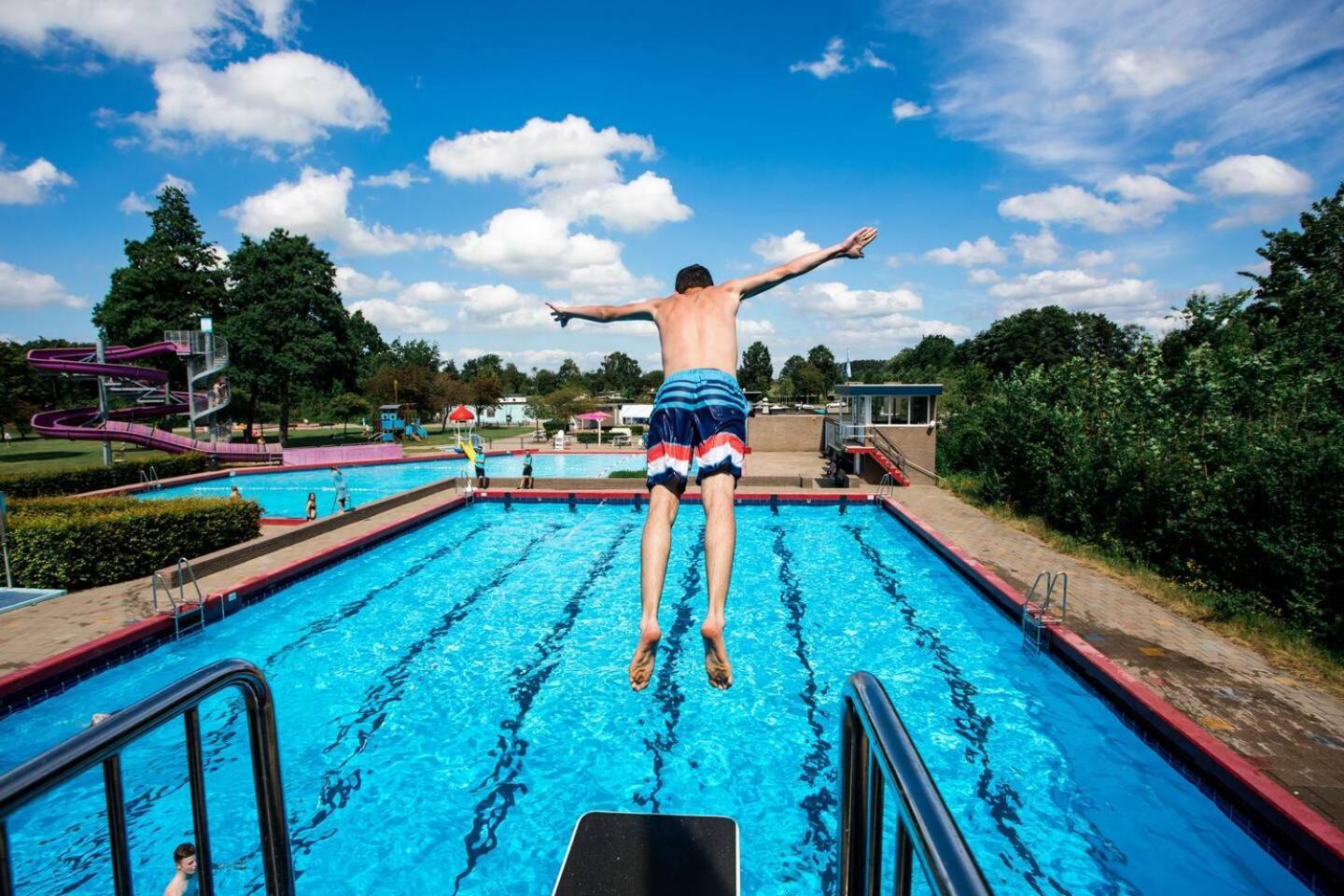 Heinkenszand 'Relax Lodge Sea' - Wellness Lodge In Zeeland - Private Sauna - Airco - Garden - Outdoor Swimming Pool - Free Wifi, Towels & Bed Linen מראה חיצוני תמונה
