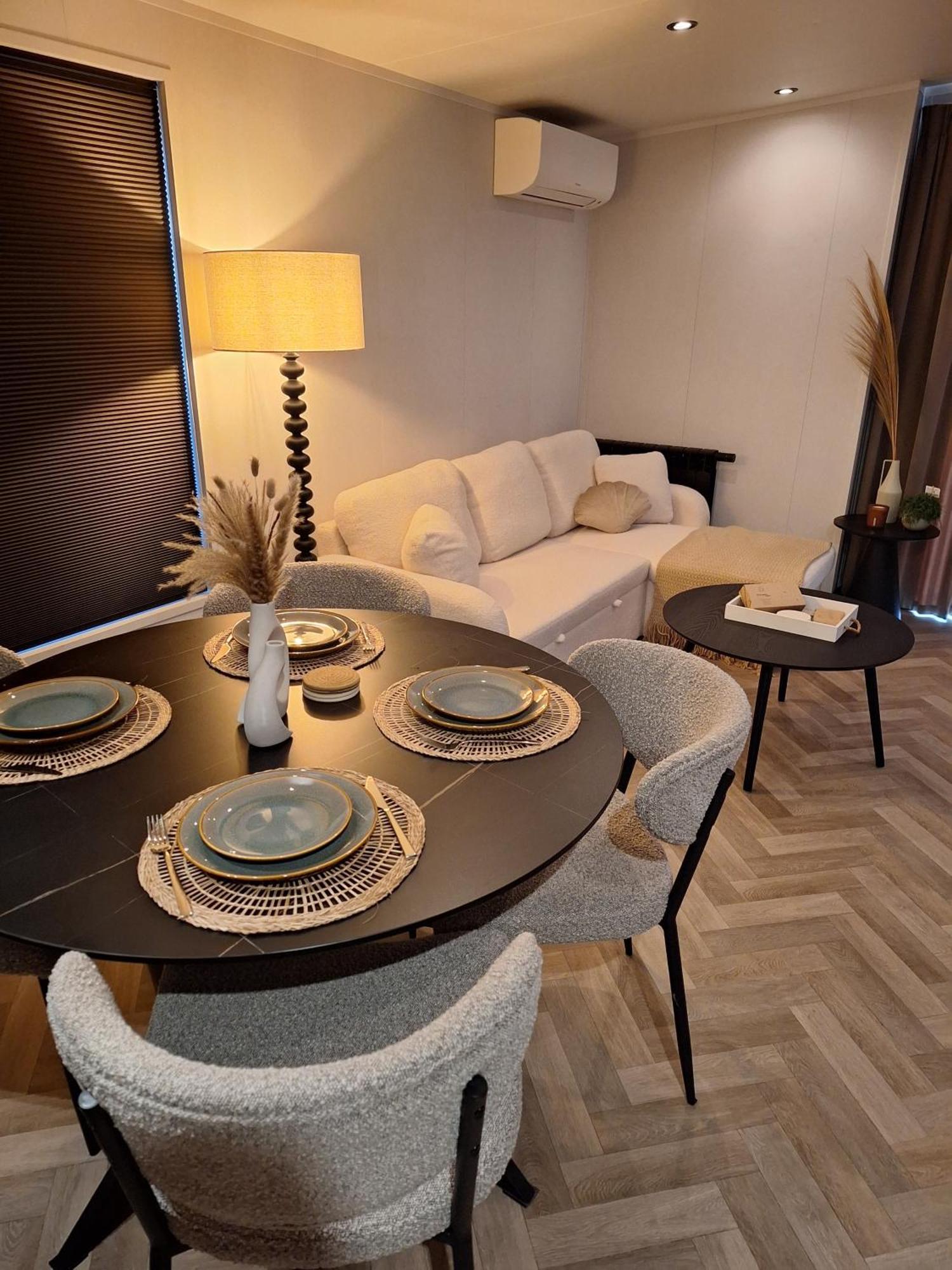Heinkenszand 'Relax Lodge Sea' - Wellness Lodge In Zeeland - Private Sauna - Airco - Garden - Outdoor Swimming Pool - Free Wifi, Towels & Bed Linen מראה חיצוני תמונה